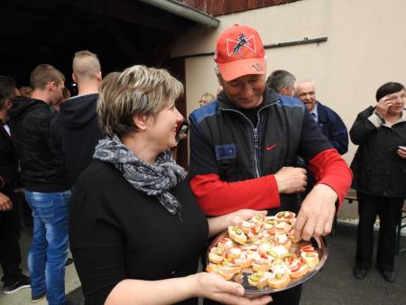 Pohod po novozgrajenih pločnikih 13